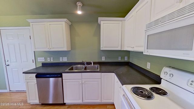 627 Tabor Lane, Wilmington, NC 28405