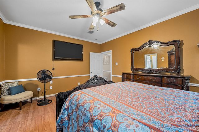 209 Keswick Drive, Hewitt, TX 76643