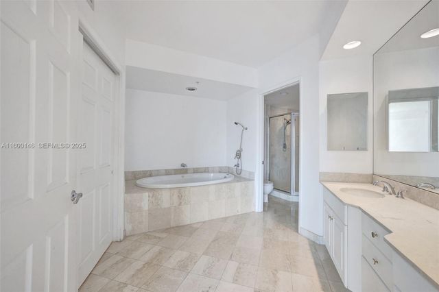 3370 Hidden Bay Drive 1208, Aventura, FL 33180