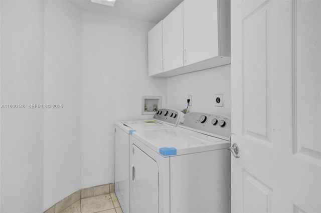 3370 Hidden Bay Drive 1208, Aventura, FL 33180