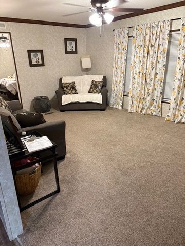 7900 81 SOUTH Highway, Starr, SC 29684