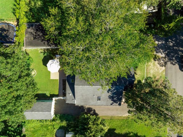 3 School Street, Lake Ronkonkoma, NY 11779