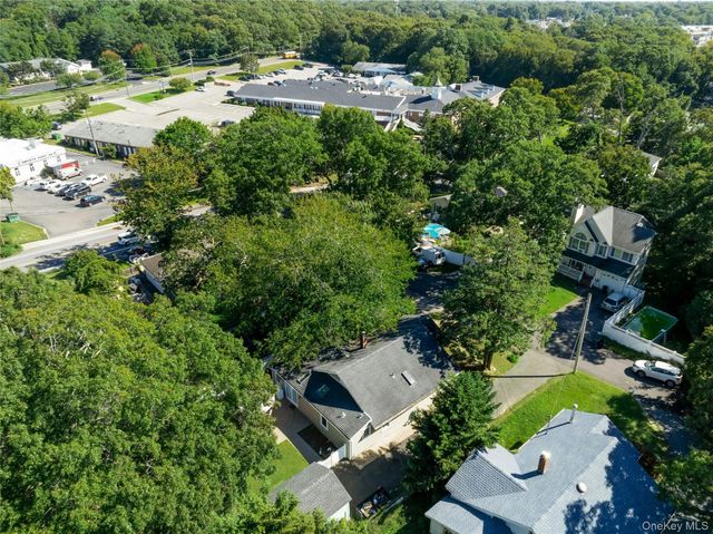 3 School Street, Lake Ronkonkoma, NY 11779