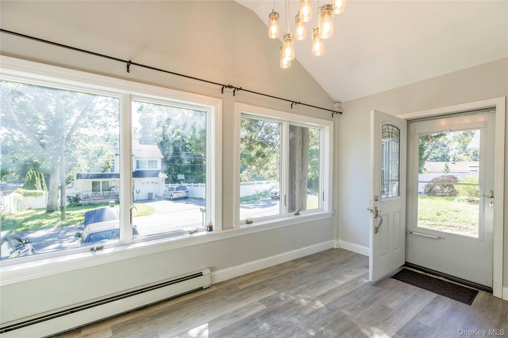 3 School Street, Lake Ronkonkoma, NY 11779 — photo 4