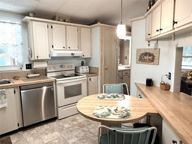 4418 BRAVE LANE, St Cloud, FL 34772