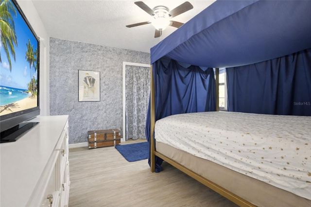 336 GULF BREEZE BOULEVARD, Venice, FL 34293