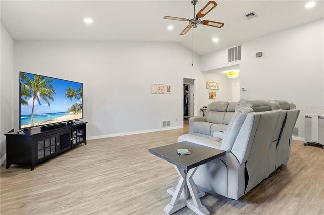 336 GULF BREEZE BOULEVARD, Venice, FL 34293