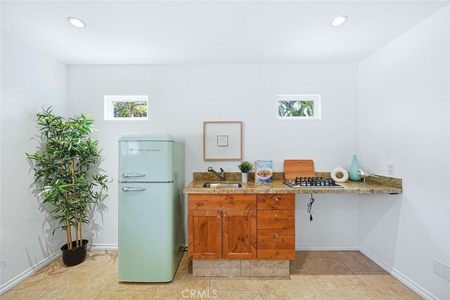 6152 E Rosebay Street, Long Beach, CA 90808