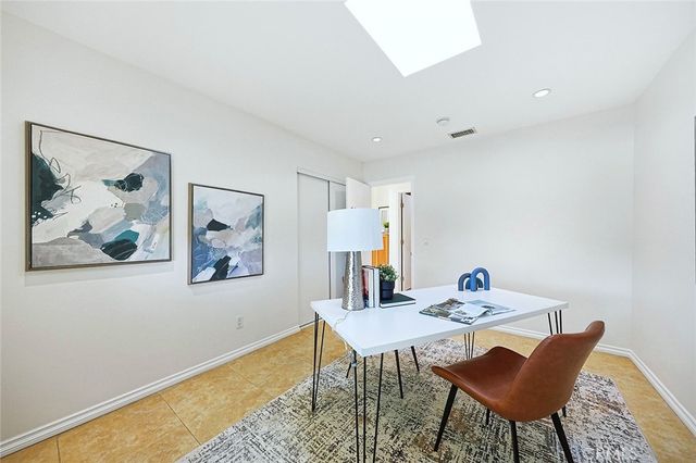 6152 E Rosebay Street, Long Beach, CA 90808