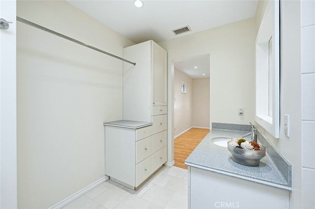 6152 E Rosebay Street, Long Beach, CA 90808