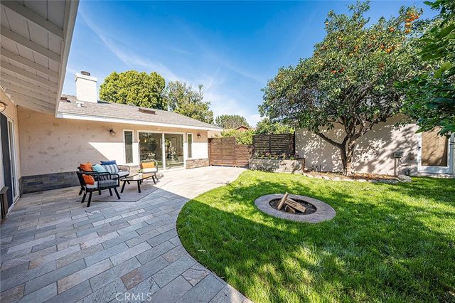 6152 E Rosebay Street, Long Beach, CA 90808