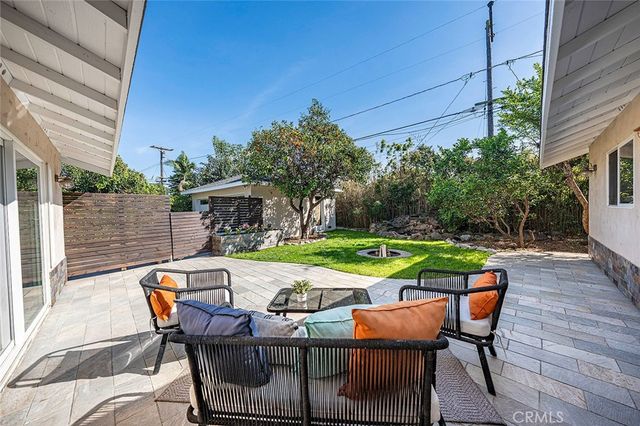 6152 E Rosebay Street, Long Beach, CA 90808