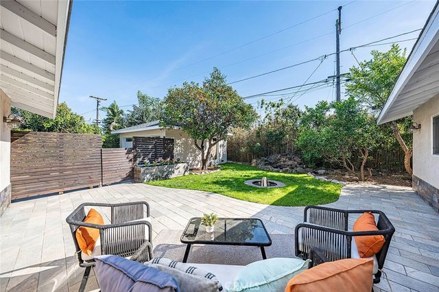 6152 E Rosebay Street, Long Beach, CA 90808