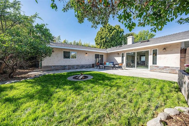 6152 E Rosebay Street, Long Beach, CA 90808