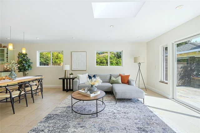 6152 E Rosebay Street, Long Beach, CA 90808