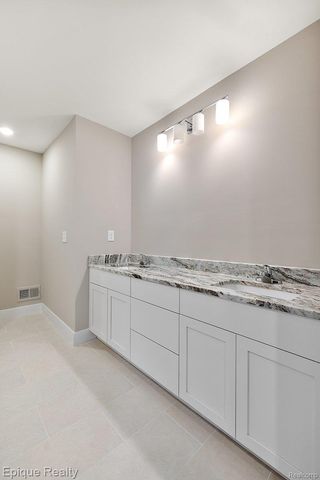 50605 Mistwood Drive, Macomb Township, MI 48042