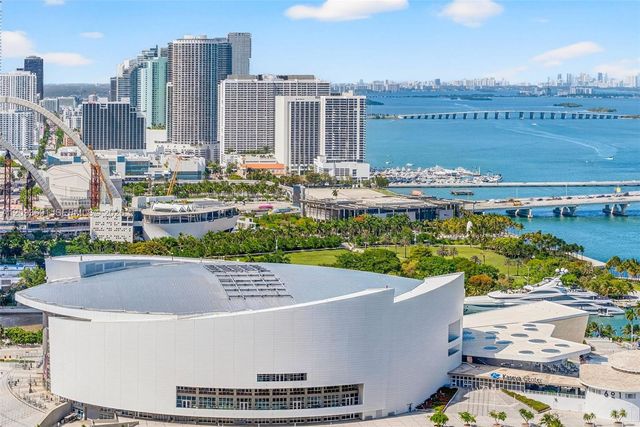 244 Biscayne Boulevard 3702, Miami, FL 33132