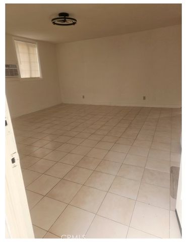 305 Geneva Street, Glendale, CA 91206
