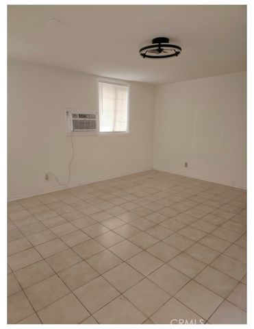 305 Geneva Street, Glendale, CA 91206