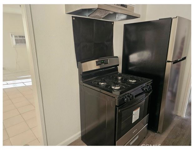 305 Geneva Street, Glendale, CA 91206