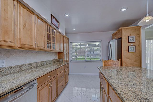 11912 RIVERHILLS DRIVE, Tampa, FL 33617