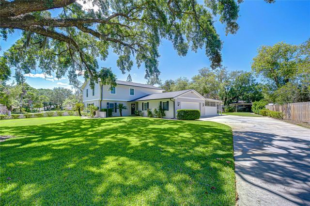 11912 RIVERHILLS DRIVE, Tampa, FL 33617