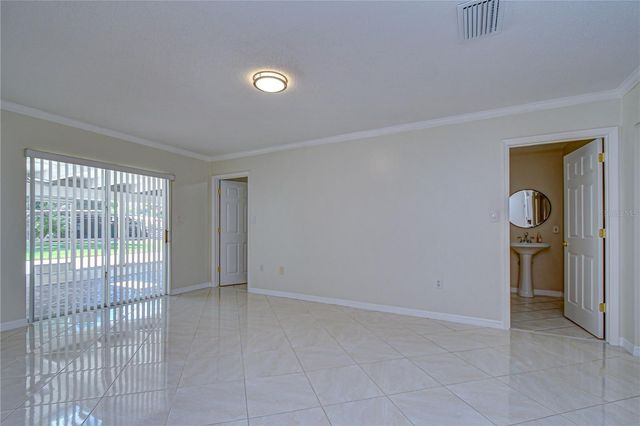 11912 RIVERHILLS DRIVE, Tampa, FL 33617