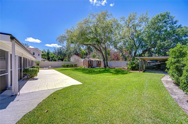 11912 RIVERHILLS DRIVE, Tampa, FL 33617