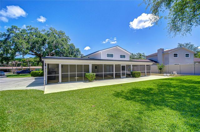 11912 RIVERHILLS DRIVE, Tampa, FL 33617