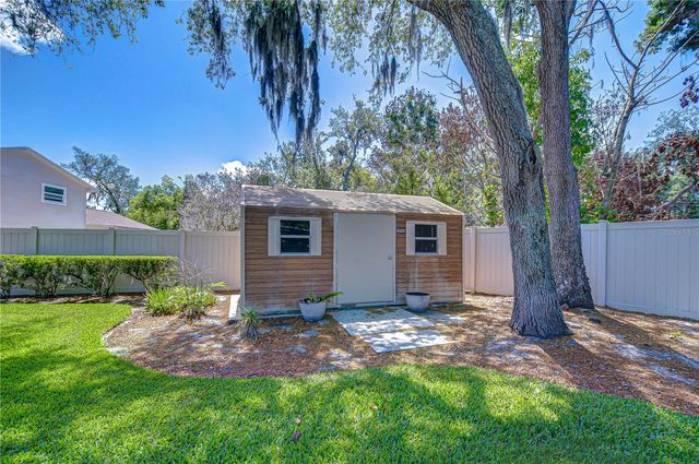 11912 RIVERHILLS DRIVE, Tampa, FL 33617