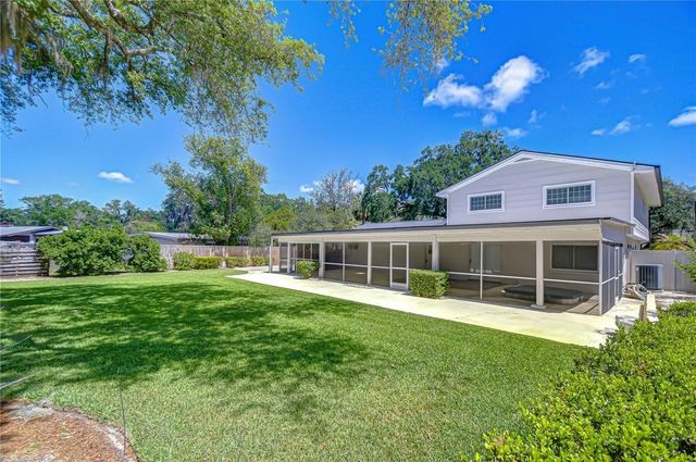 11912 RIVERHILLS DRIVE, Tampa, FL 33617