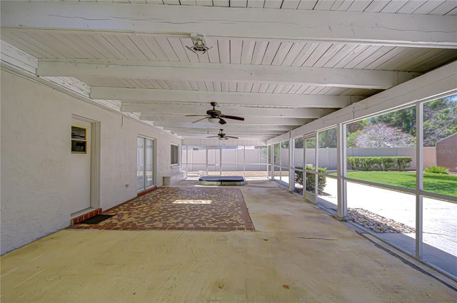 11912 RIVERHILLS DRIVE, Tampa, FL 33617