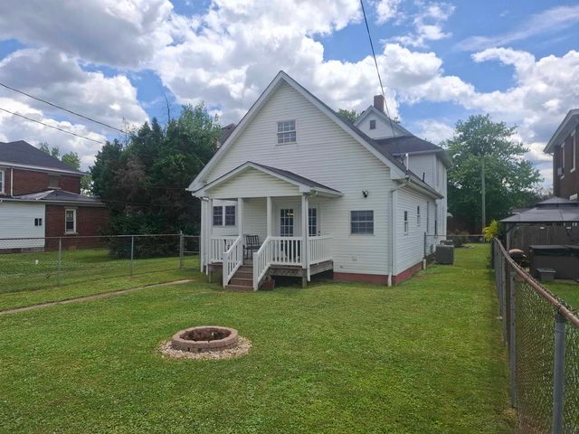 2580 1st Avenue, Huntington, WV 25703