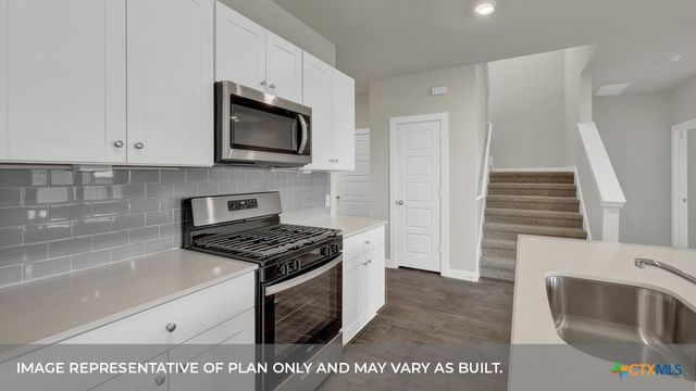 252 FLORA VISTA Street, San Marcos, TX 78666