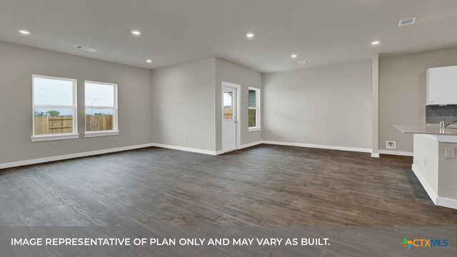 252 FLORA VISTA Street, San Marcos, TX 78666