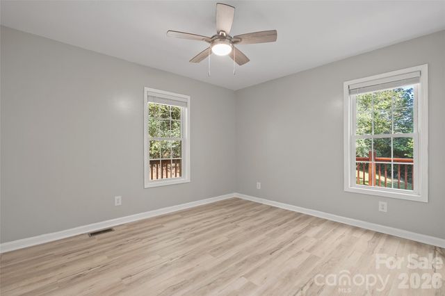 111 Natures Trail, Clyde, NC 28721