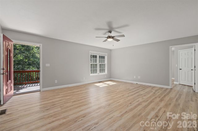 111 Natures Trail, Clyde, NC 28721