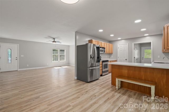 111 Natures Trail, Clyde, NC 28721