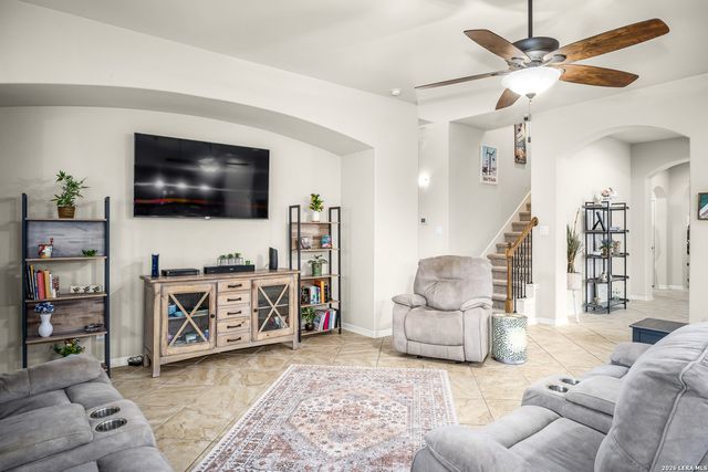824 Water Oak, Schertz, TX 78154