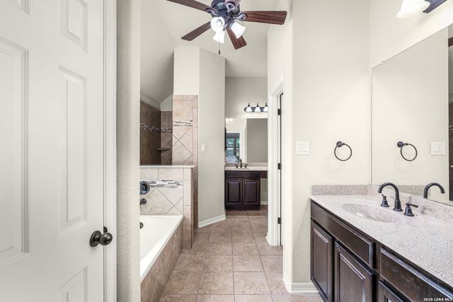 824 Water Oak, Schertz, TX 78154