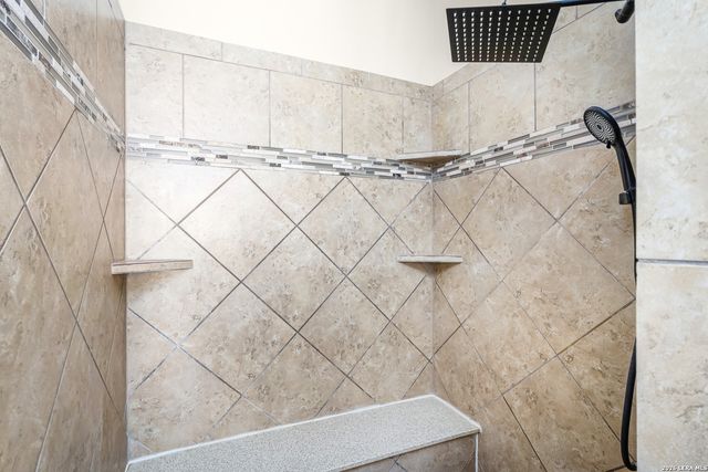 824 Water Oak, Schertz, TX 78154