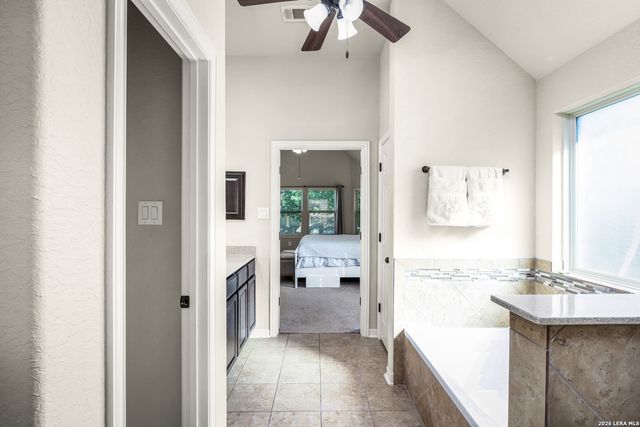824 Water Oak, Schertz, TX 78154