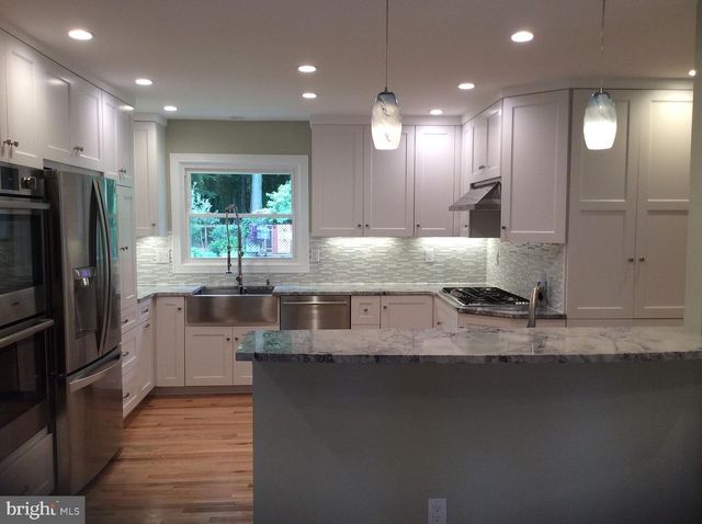 55 MONTGOMERY ST, Princeton Junction, NJ 08550