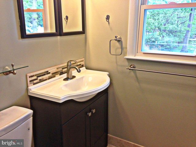 55 MONTGOMERY ST, Princeton Junction, NJ 08550