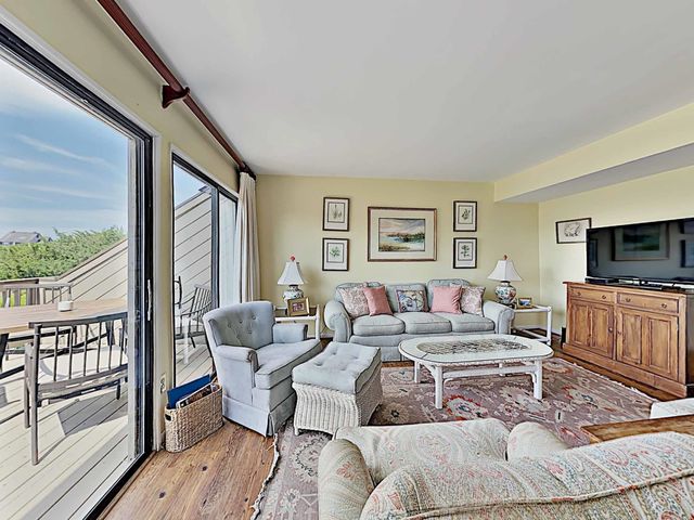 54 Spartina Ct Unit 12, Pawleys Island, SC 29585