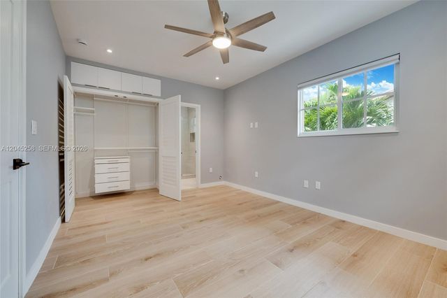 6356 SW 14th St, West Miami, FL 33144