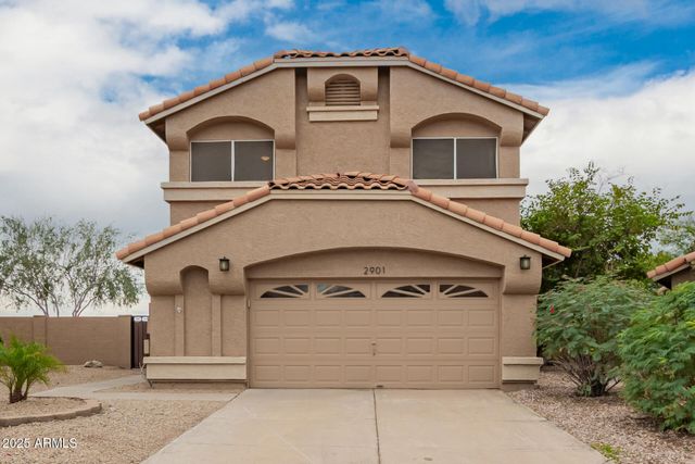 2901 E Woodland Drive, Phoenix, AZ 85048