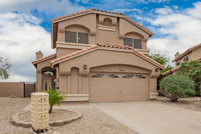 2901 E Woodland Drive, Phoenix, AZ 85048