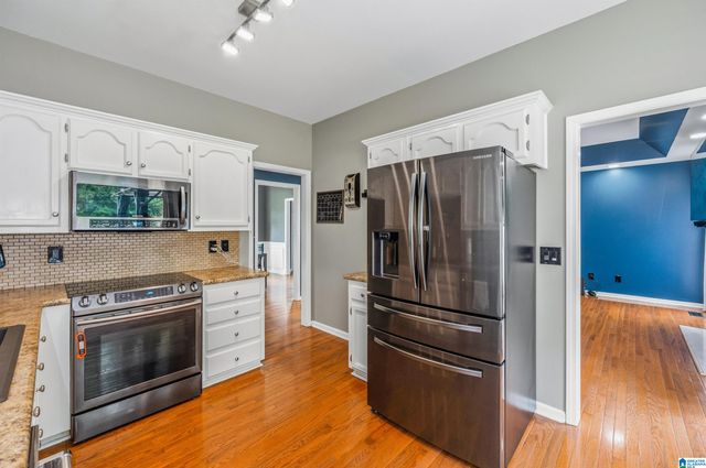 501 DOGWOOD FOREST CIRCLE, Alabaster, AL 35007
