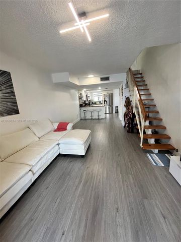 5580 W 26th Ct 204, Hialeah, FL 33016